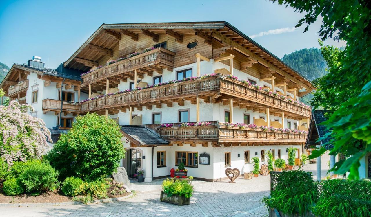 Hotel Schoerhof Saalfelden Exterior photo